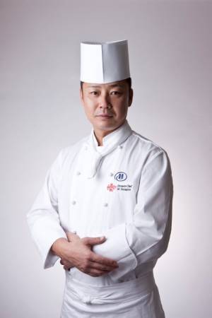 ヒルトン東京の中国料理「王朝」で楽しむ、美しいパープルアレンジなチャイニーズアフタヌーンティーのひととき