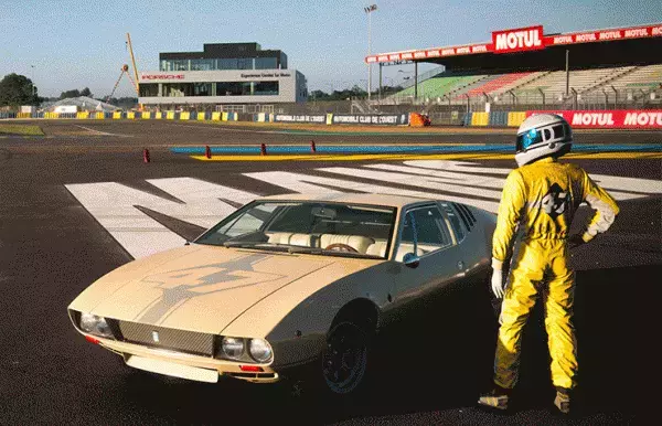 キム・ジョーンズとプレステ「グランツーリスモ7」がコラボ! ディオールのアイコンを落とし込んだ革新的なギアをデザイン