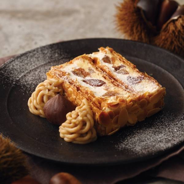 キハチで人気のナポレオンパイを栗仕立てに! 栗の渋皮煮と濃厚なマロンクリームで楽しむ「KIHACHIのマロンパイ」が秋限定で登場