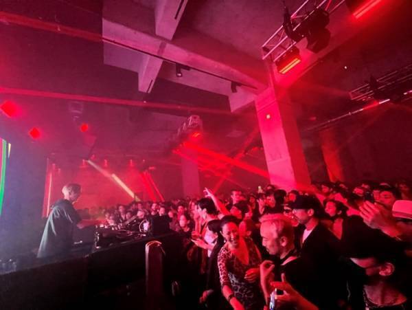 「PRADAEXTENDS」が示したプラダの先進性【COLUMN】