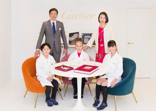 こども達がカルティエのモノづくりに触れる、期間限定のパビリオン「ジュエリーアトリエ」がキッザニア東京にオープン