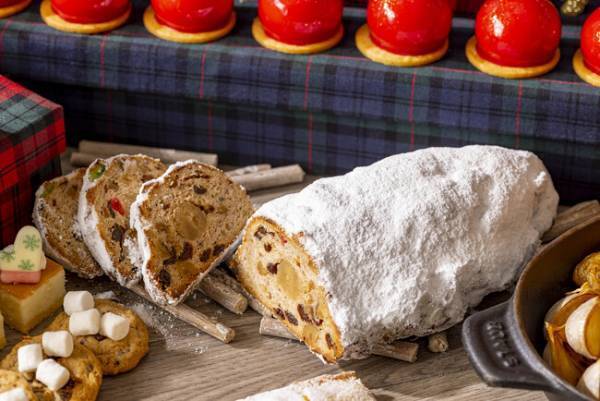 コンラッド東京でエレガントなタータンチェックがいっぱいのホリデーシーズンにぴったりなスイーツビュッフェを開催