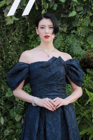 ティファニーの新作ハイジュエリーコレクション「ブルーブック」が日本でお披露目。BLACKPINKのロゼや三吉彩花が華麗に纏って登場