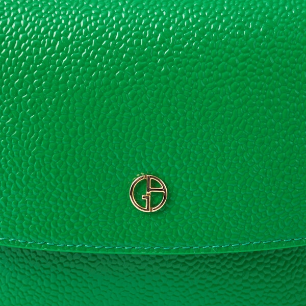 ジョルジオ・アルマーニが考えるIT BAG「ジョルジオ アルマーニ ラプリマ」に新作モデルが登場