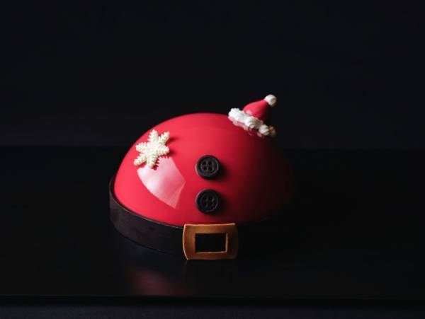 鷹峯の壮美な自然に包まれたROKU KYOTOのクリスマスケーキ&クリスマス限定コース