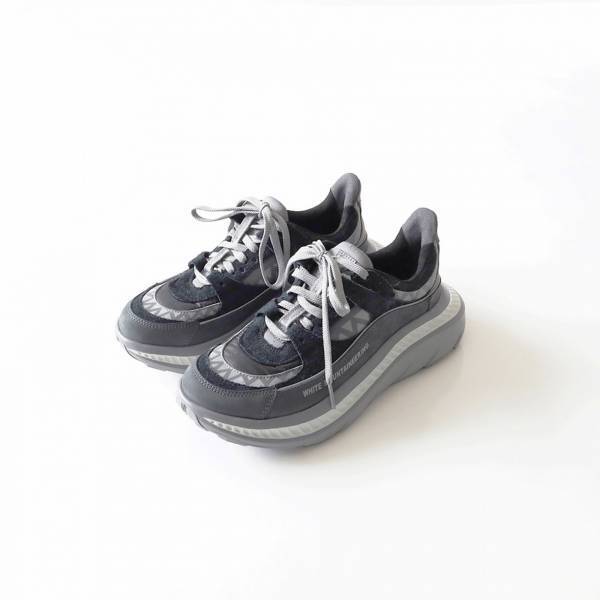 UGGとホワイトマウンテニアリングによるコラボスニーカー&ブーツ第6弾が登場