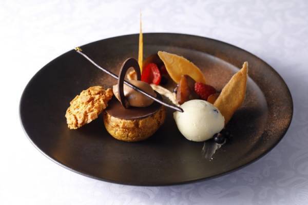 資生堂パーラー 銀座本店サロン・ド・カフェに秋本番の和栗やかぼちゃ・紅芋を使ったデザートが勢ぞろい