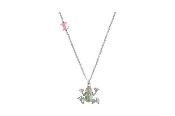 メゾンを象徴するLV イニシャルを組み合わせた秋冬にぴったりな新作アクセサリーが登場