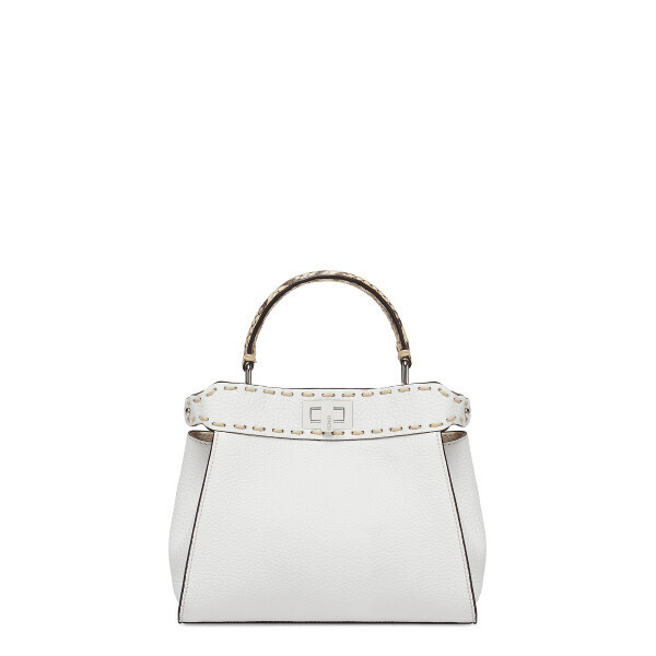 アイコニックなステッチが際立つ、フェンディの新作「ピーカブー カプセルコレクション」が登場