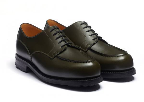 J.M. ウエストンのアイコン「シグニチャーローファー」にハンターグリーンカラーが復刻