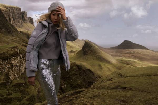 カナダグースが秋冬の新作グローバルキャンペーンを公開。写真家アニー・リーボヴィッツが3人のミューズを撮影