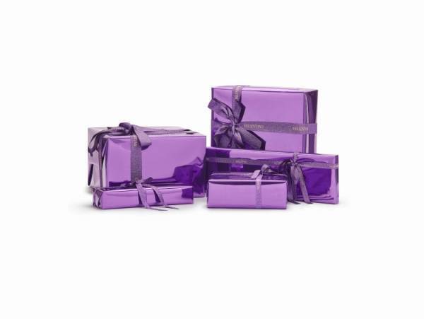 一年でもっとも華やぐシーズンにさらに魅力を添える、ヴァレンティノのパーティーコレクション2022