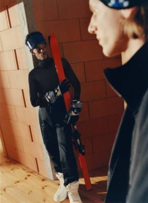 ルイ・ヴィトンがアルプスの雪山をテーマにしたメンズのLV スノー カプセル・コレクションを発表