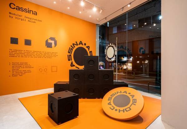 ヴァージル・アブローがデザインしたカッシーナの新作「モジュラー・イマジネーション」 のインスタレーションを全国直営店で展示