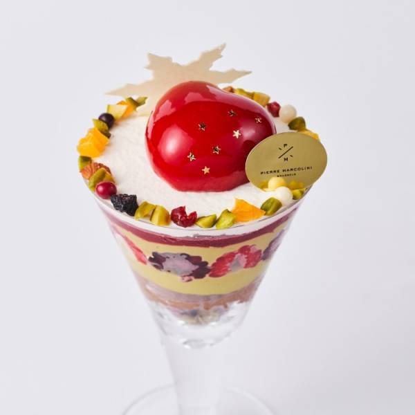 ピエール マルコリーニのカフェで楽しむクリスマス限定メニュー。テーマは「Under Berries～ 森の木陰のクリスマスパーティー」