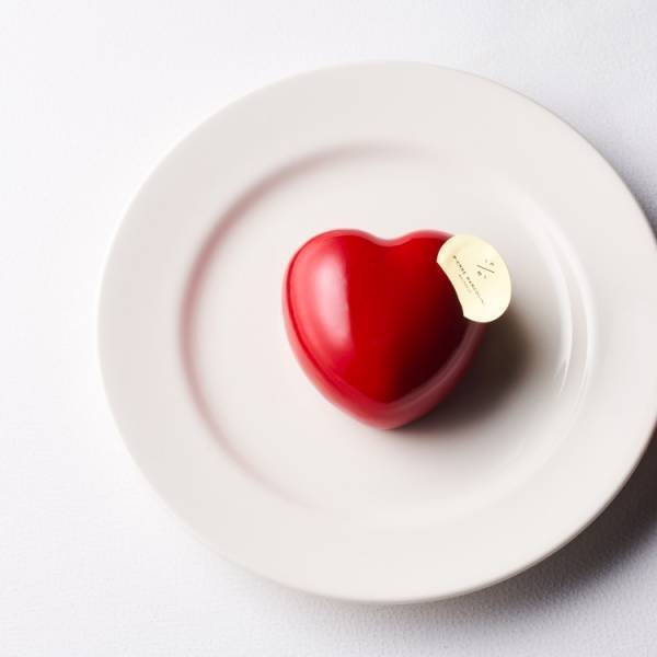 ピエール マルコリーニのカフェで楽しむクリスマス限定メニュー。テーマは「Under Berries～ 森の木陰のクリスマスパーティー」