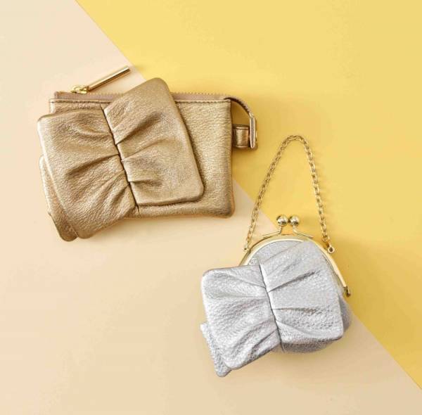 ランバン オン ブルーから特別感溢れるゴールドのお財布が新登場