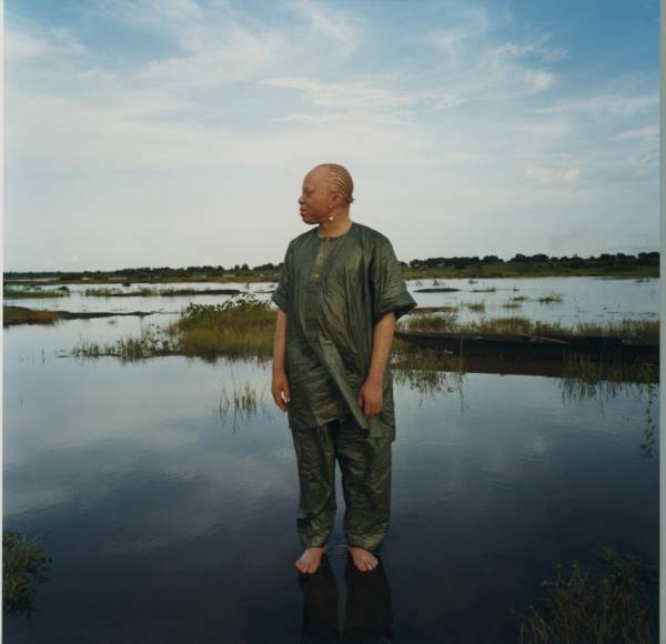 「KYOTOGRAPHIE 京都国際写真祭」2023年春開催、音楽イベントにサリフ・ケイタが来日公演