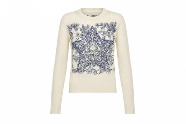 ホリデーシーズンにふさわしい、マリア・グラツィア・キウリによる夢のようにきらめく特別なセレクション