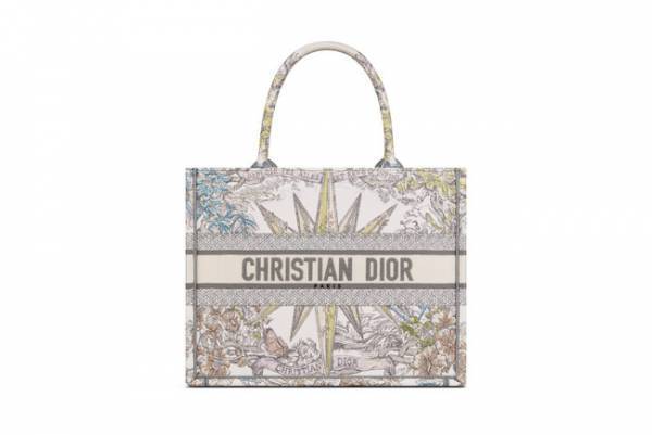 ホリデーシーズンにふさわしい、マリア・グラツィア・キウリによる夢のようにきらめく特別なセレクション