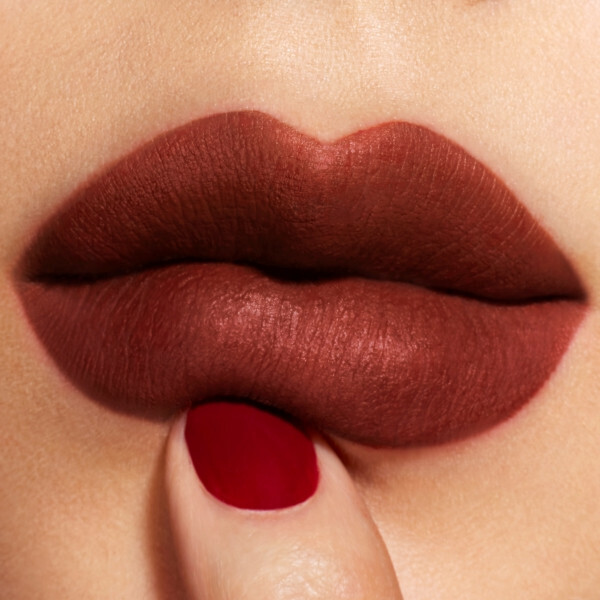 シュウ ウエムラの高発色リップシリーズ「ルージュ アンリミテッド アンプリファイド」にリキッドルージュが登場