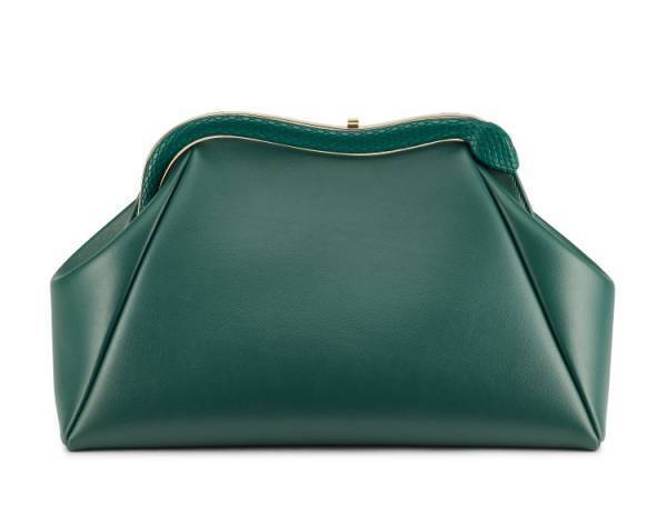 マリア・ペドラサがブルガリ2023年春夏アクセサリーコレクションを纏うイメージビデオを公開