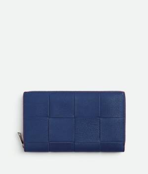 1年頑張った自分へのご褒美に! ボッテガ・ヴェネタから日本限定色の財布が登場