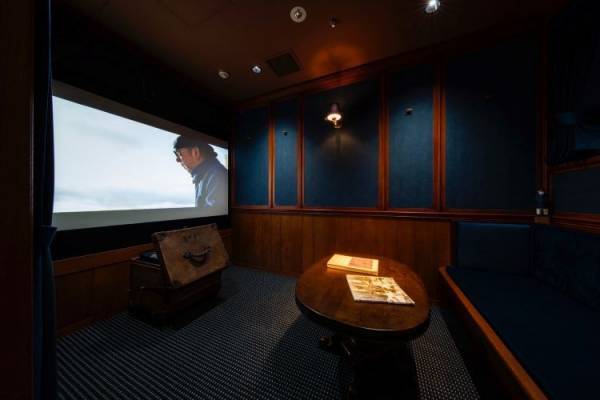 「旅する帆船」がテーマ。種田陽平×東宝映像美術が手掛ける『PORTER CLASSIC銀座』