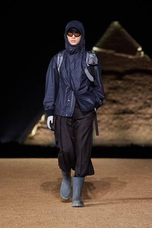 【ルック】ディオールがカイロで2023年フォール メンズ コレクションを発表