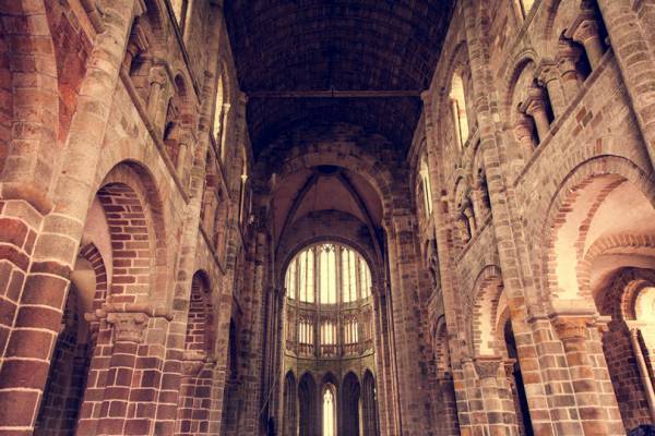 写真家・笠原秀信による旅をテーマにしたオンラインExhibition「THE ROAD」。第9弾はフランス・モンサンミッシェル編