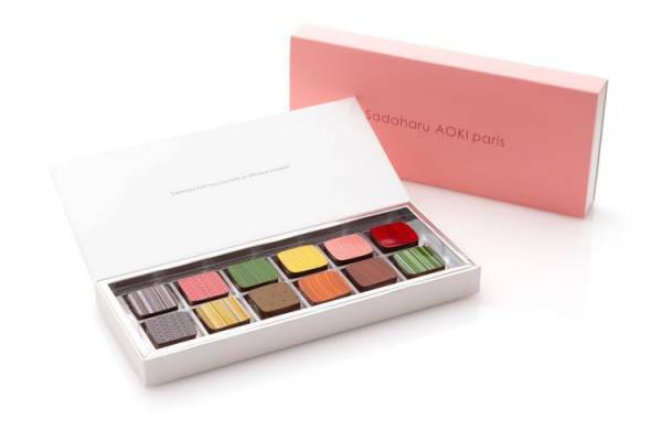 「フルーツとお茶」をテーマにした新作ショコラアソートが続々登場! パティスリー・サダハル・アオキ・パリのバレンタイン2023