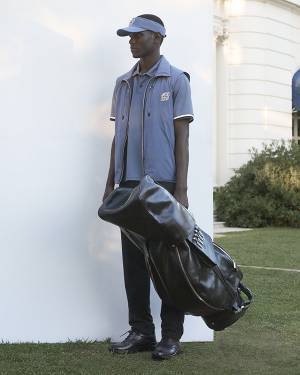 優雅な素材とディテールへの最大限のこだわり。ベルルッティが2023年春夏コレクションを発表