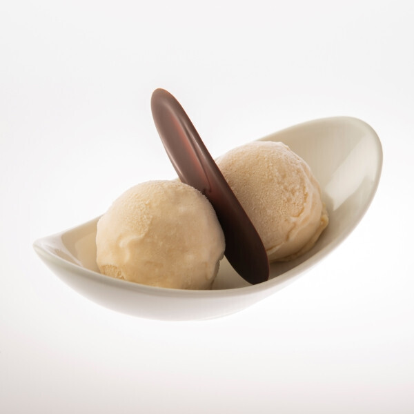 カカオの多彩な味わいを楽しめるパフェやワッフル。ピエール マルコリーニのカフェで楽しむ冬の限定メニュー