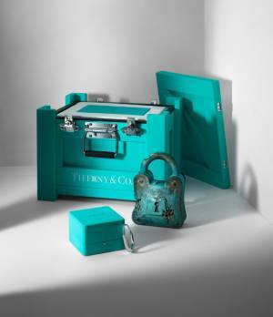 「ティファニー ロック」のポップアップストアが六本木ヒルズ 大屋根プラザにオープン