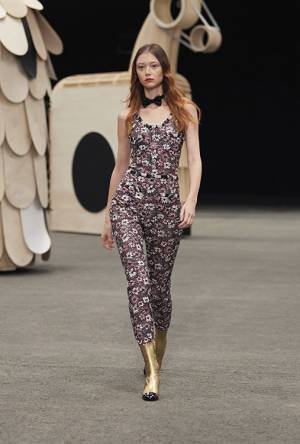 【ルック】シャネルがパリで2023年春夏 オートクチュール コレクションを発表