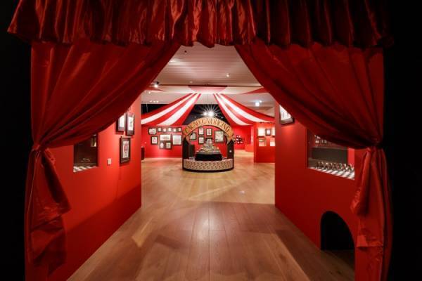 展示総数約1500点! 「ヒグチユウコ展 CIRCUS FINAL END」が六本木の森アーツセンターギャラリーで開幕