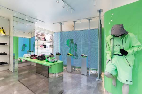 ジバンシィがメンズのアイコンスニーカー「TK-360」シリーズの新作『TK-MX』を発売