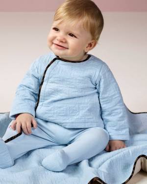 新旗艦店「パラッツォ フェンディ 表参道」で日本国内の直営店として初めてフェンディ キッズコレクションの取り扱いを開始