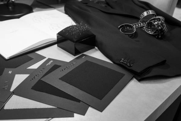 本場イタリアからのスペシャリストが来日、ジョルジオ アルマーニで「メイド トゥ メジャー」イベント開催