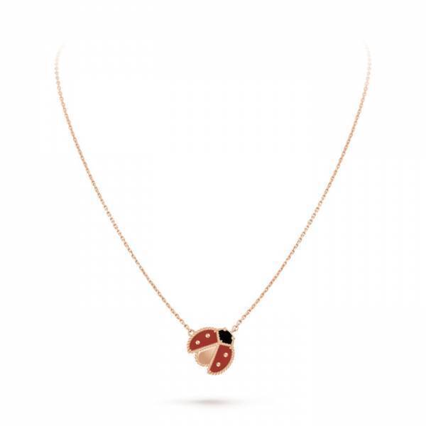 ヴァン クリーフ&アーペルが春の到来を祝福! 「ラッキー スプリング」コレクションに新作が登場