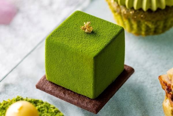 国産食材に抹茶を組み合わせて多様なマリアージュを楽しむ、コンラッド東京のアフタヌーンティー