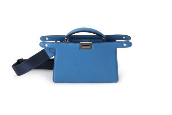 モダンでスポーティなルックを演出! フェンディのアイコンバッグ「ピーカブー」に新作が仲間入り