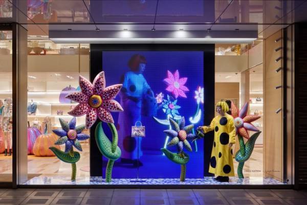 「ルイ・ヴィトン × 草間彌生」コレクション第2弾の発売を記念したストア・ディスプレイがスタート