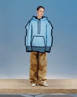 現実に発生したバグ!?。ロエベから「ピクセル」シリーズが登場