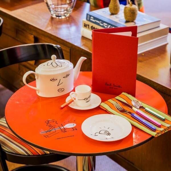 パリの百貨店 プランタン本店にポール・スミスのカフェがオープン