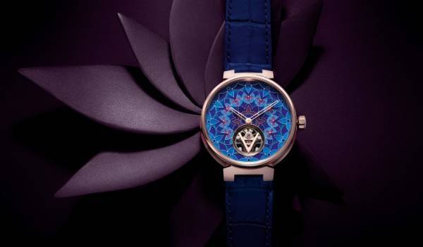 万華鏡から着想。ルイ・ヴィトンが日本限定のハイウォッチ 「タンブール ムーン フライング トゥールビヨン カレイドスコープ」を発表