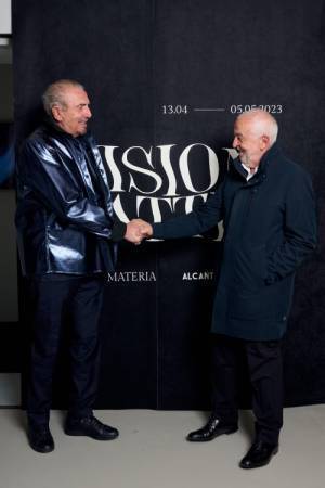 ミラノにあるIULM大学でアルカンターラとアーティストとのコラボ作品のアーカイブ展を開催