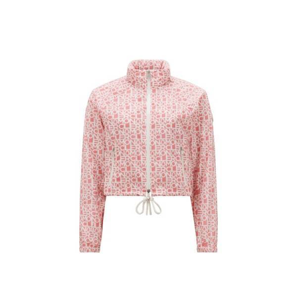 モンクレールがティエリー・ル・ゴウ撮影の2023年グローバルサマーキャンペーンを発表