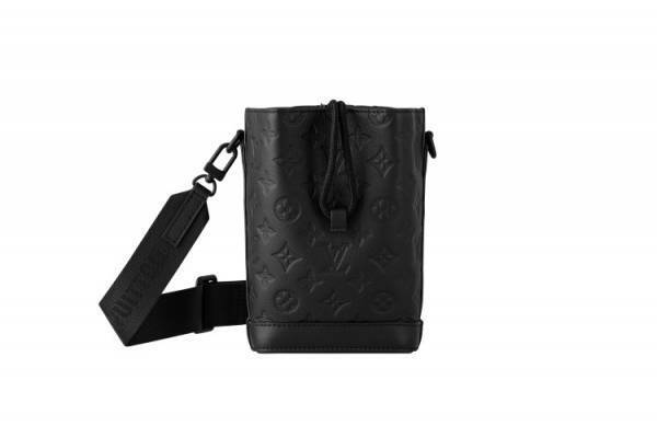 モノグラム・シャドウ レザーを使用したルイ・ヴィトンの新作メンズ レザーグッズ