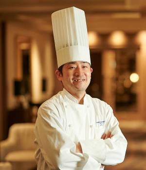 ホテル インターコンチネンタル 東京ベイのシェフパティシエによる、栗の魅力が詰まった「プレミアムモンブラン」